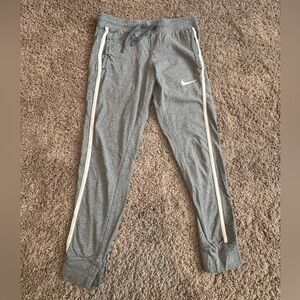 Nike girls jogger lounge pants size medium Med